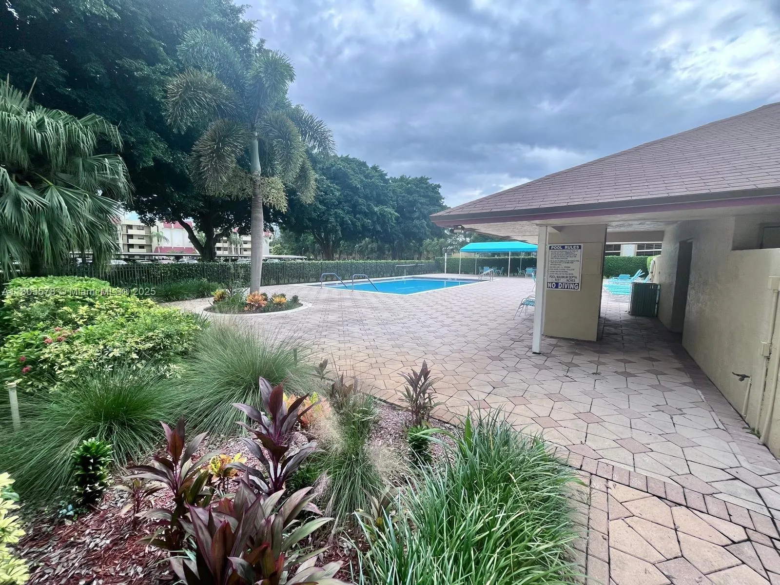 23344 Carolwood Ln, #106