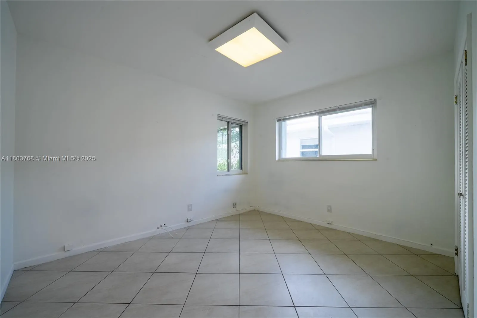 8851 Byron ave