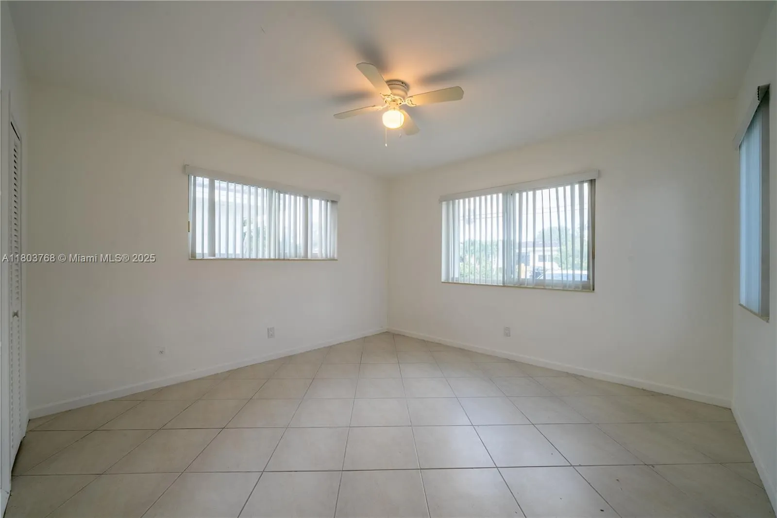 8851 Byron ave