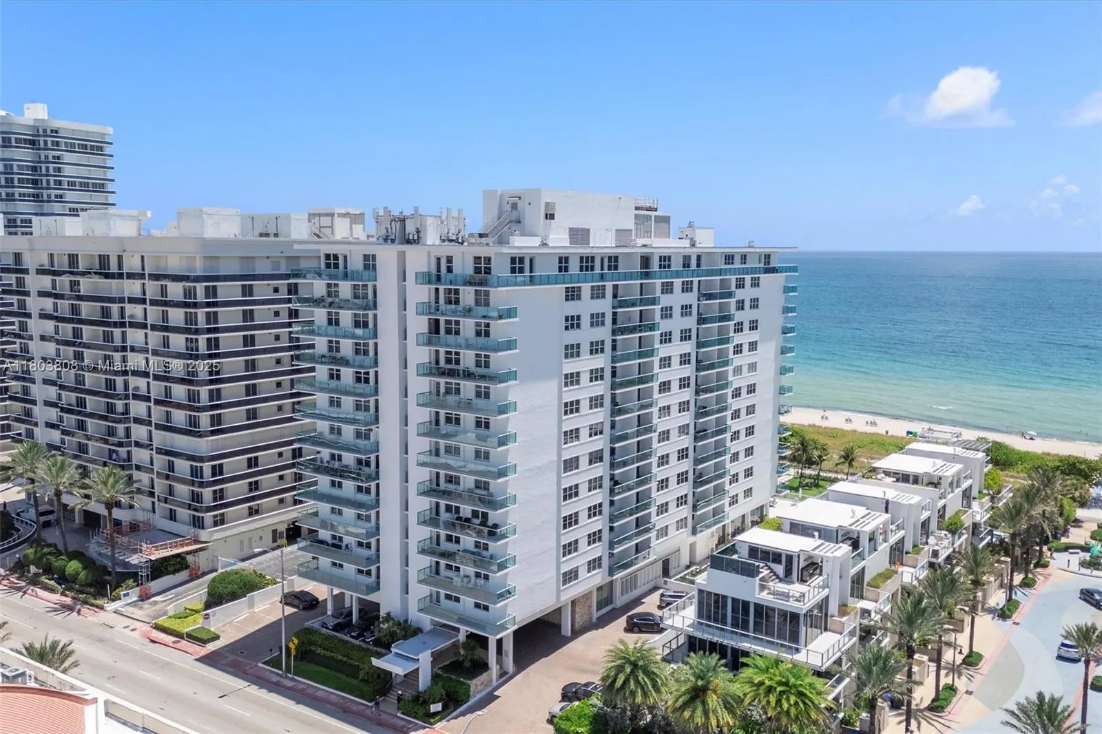 9511 Collins Ave, #1002
