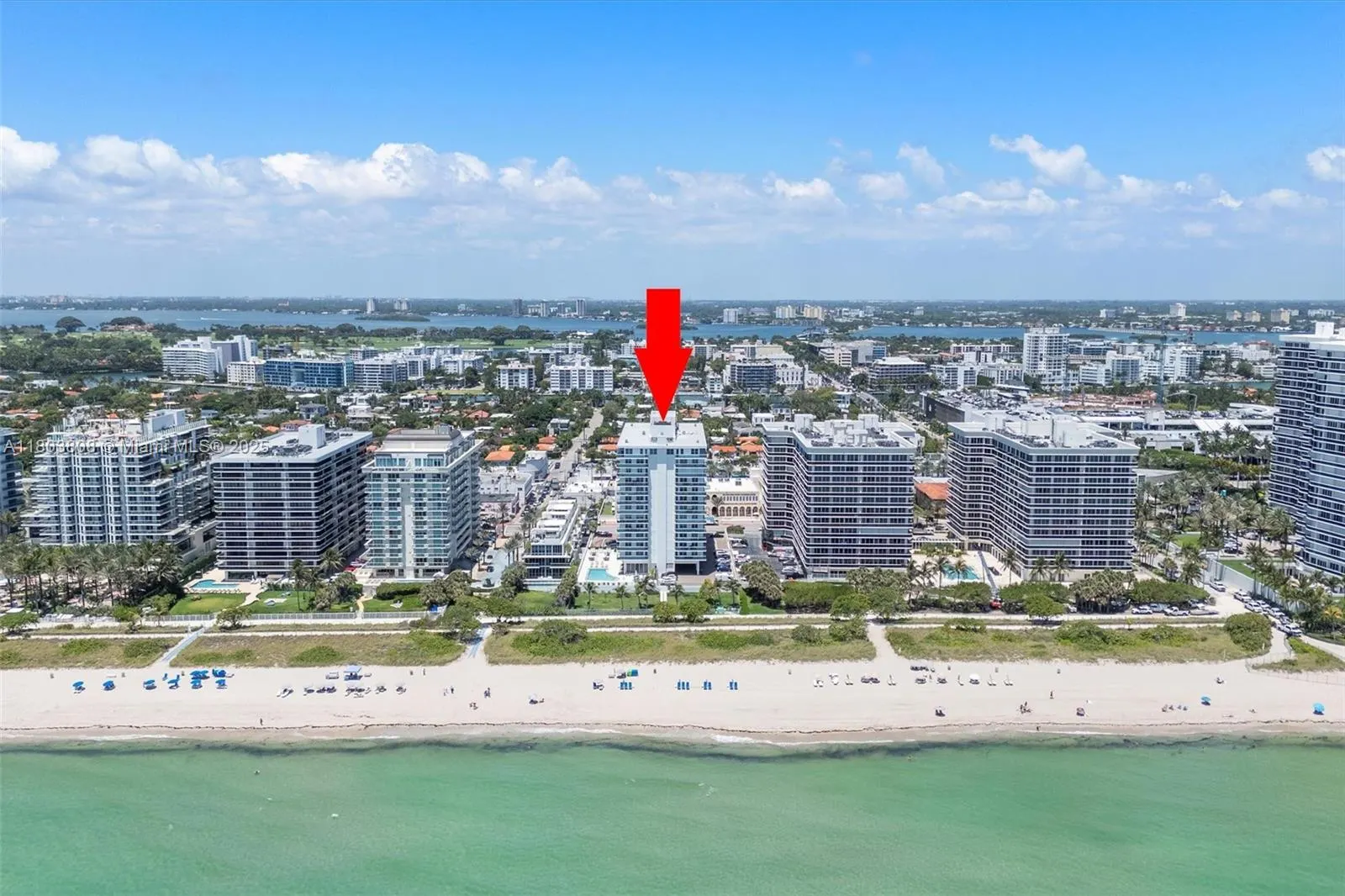9511 Collins Ave, #1002