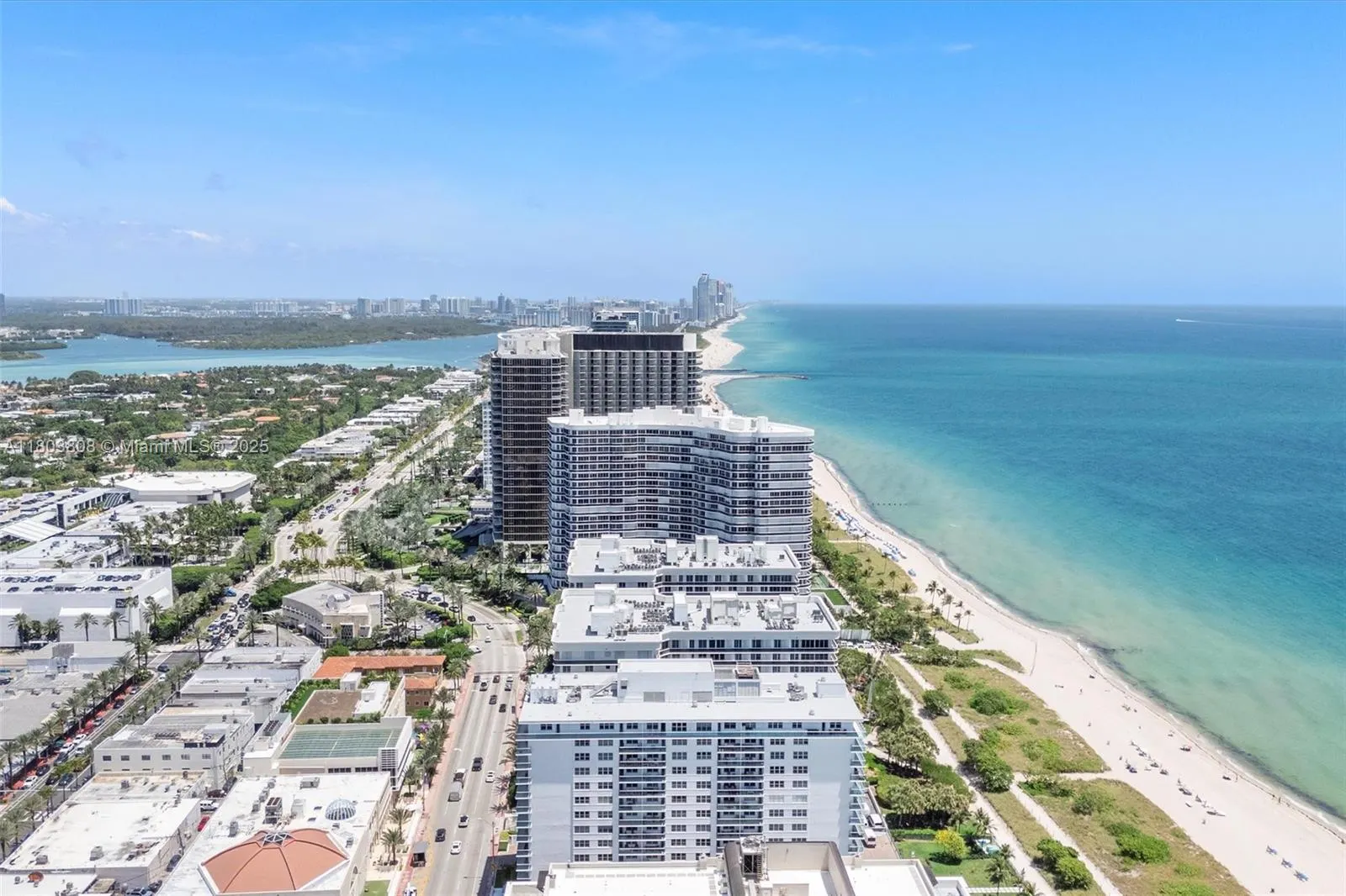 9511 Collins Ave, #1002