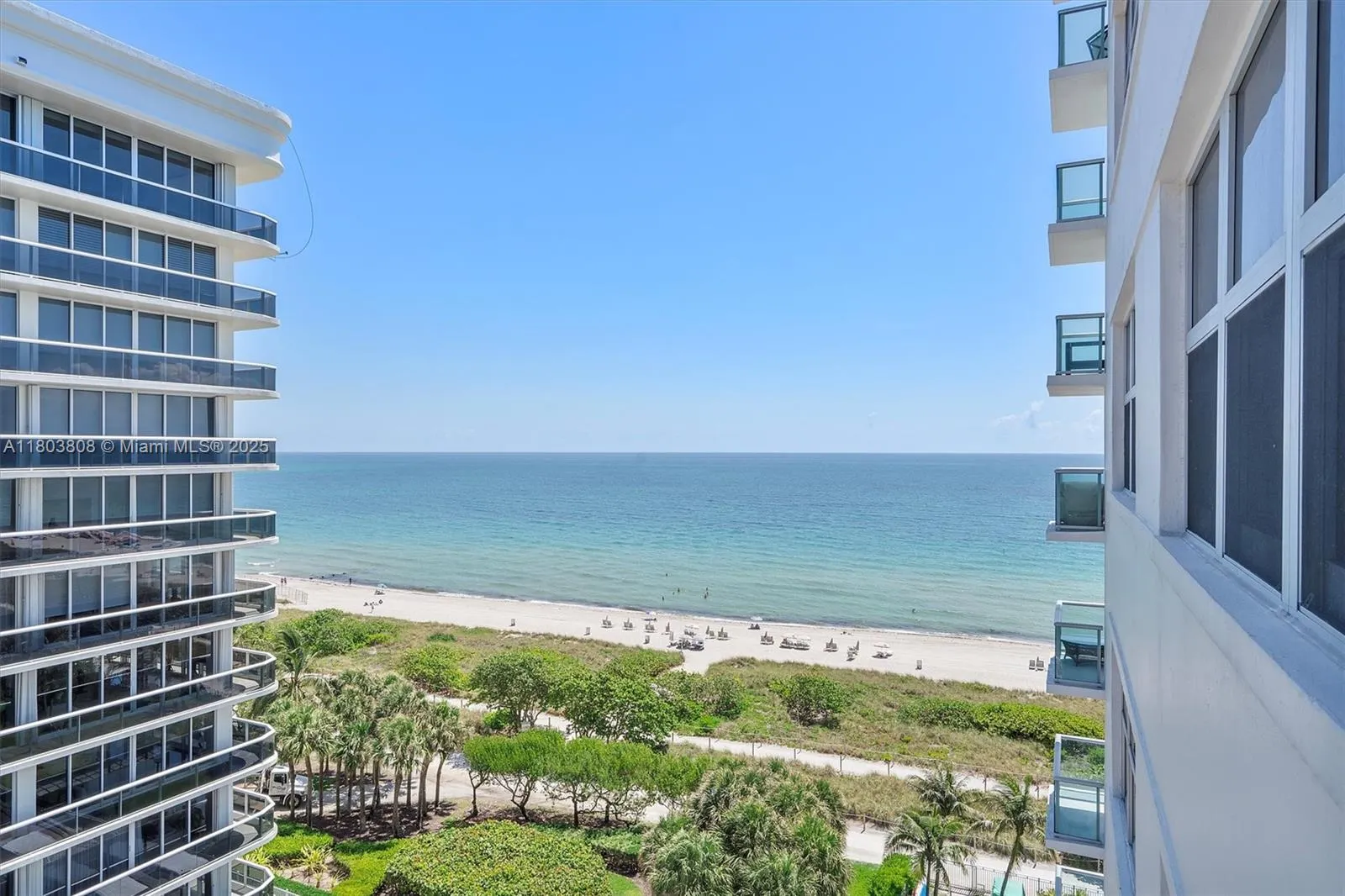 9511 Collins Ave, #1002