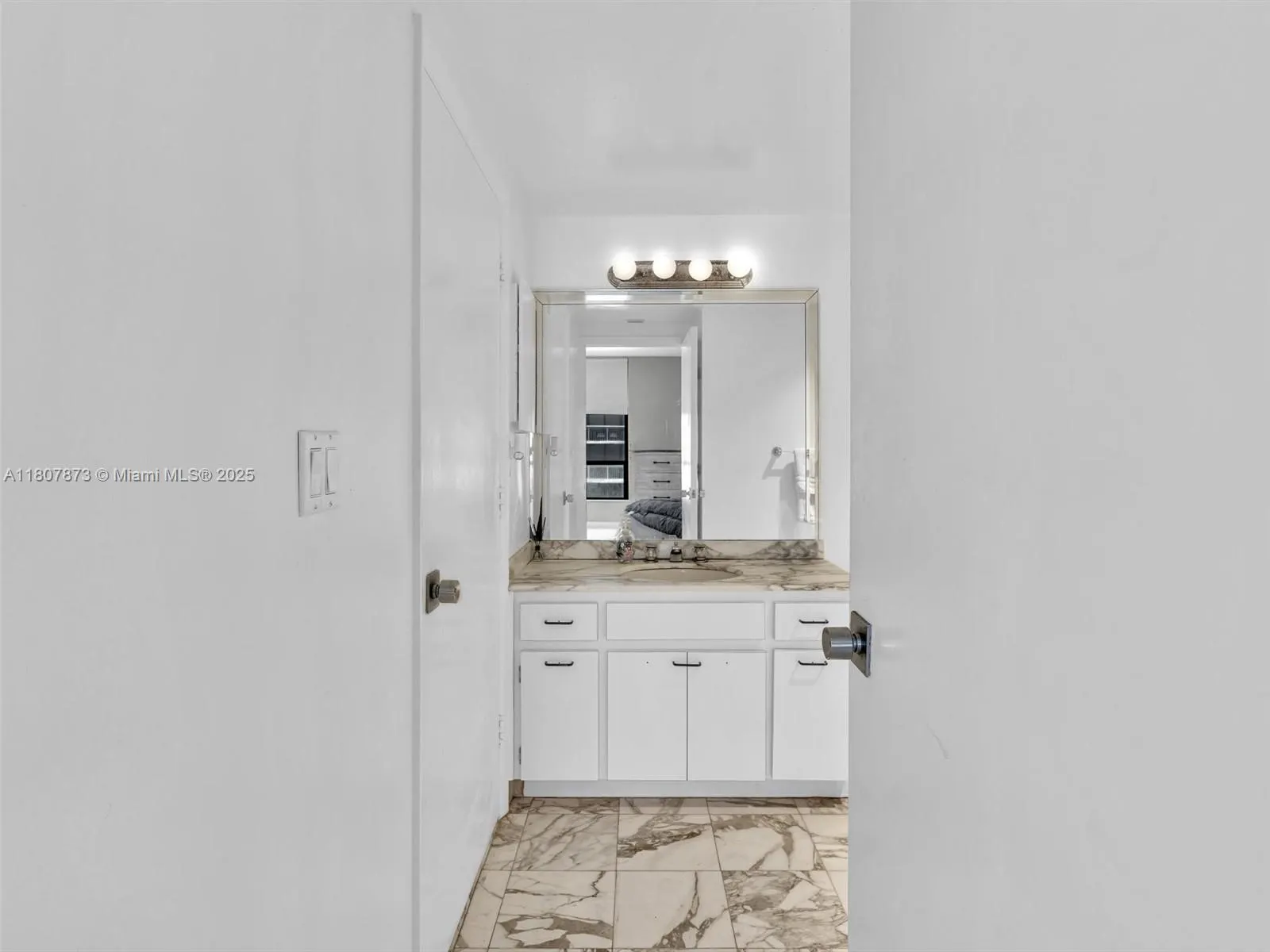 10155 Collins Ave, #408
