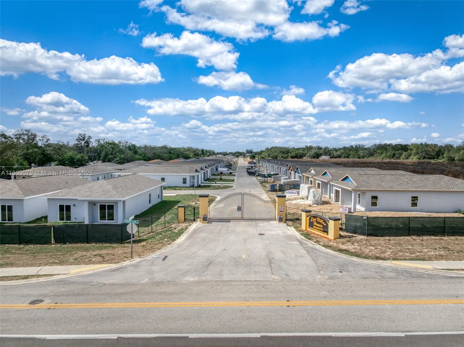 703 Salamanca Ct