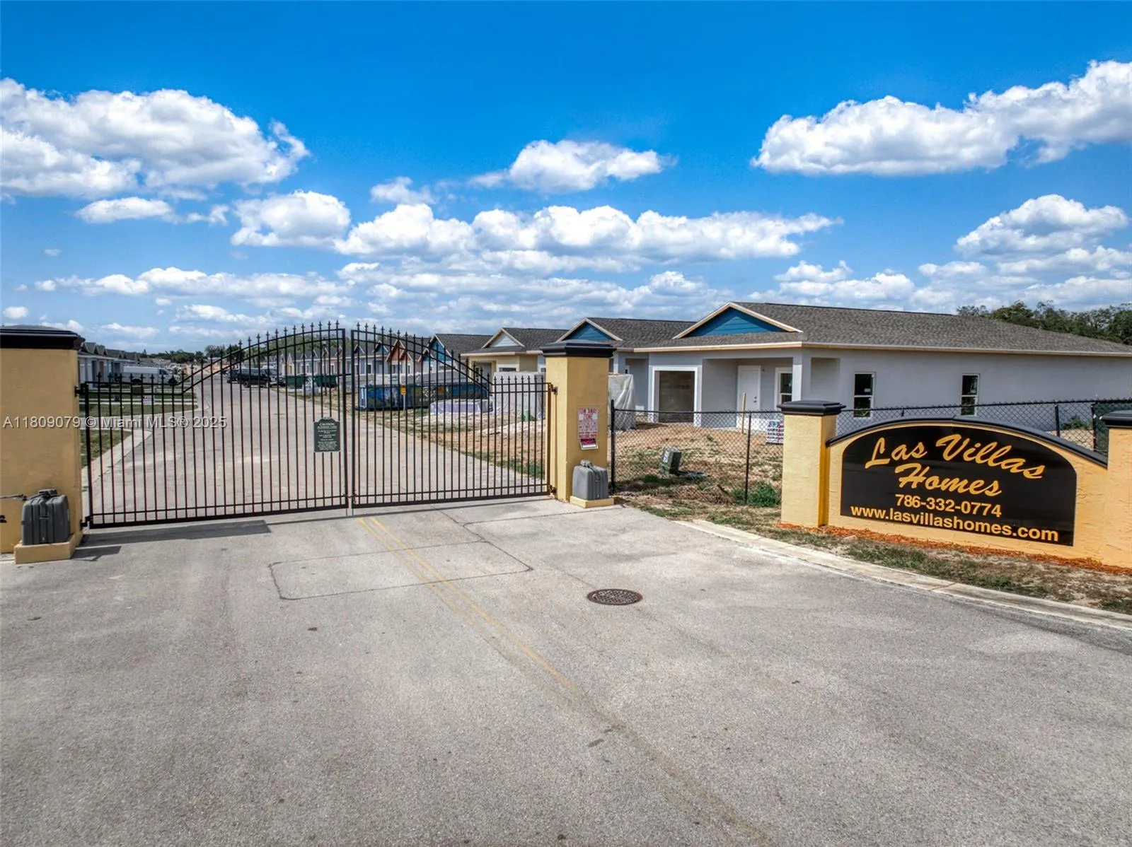 703 Salamanca Ct