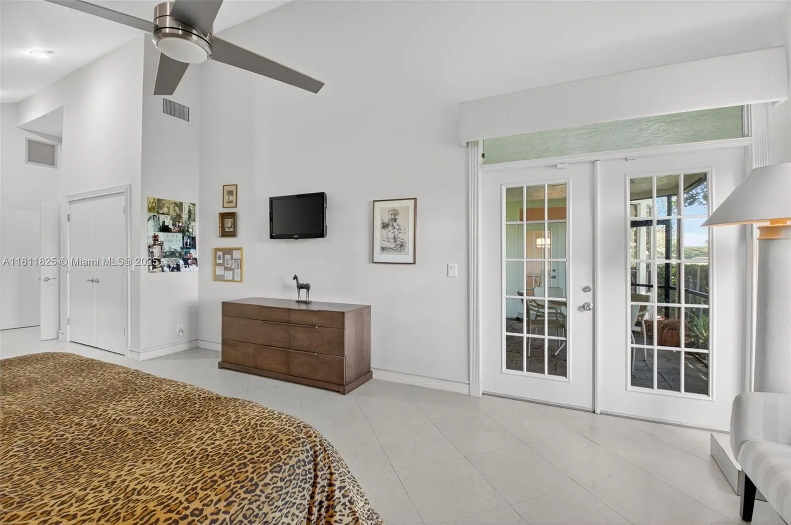10160 Spyglass