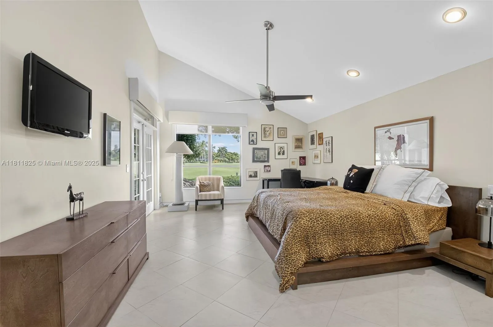 10160 Spyglass