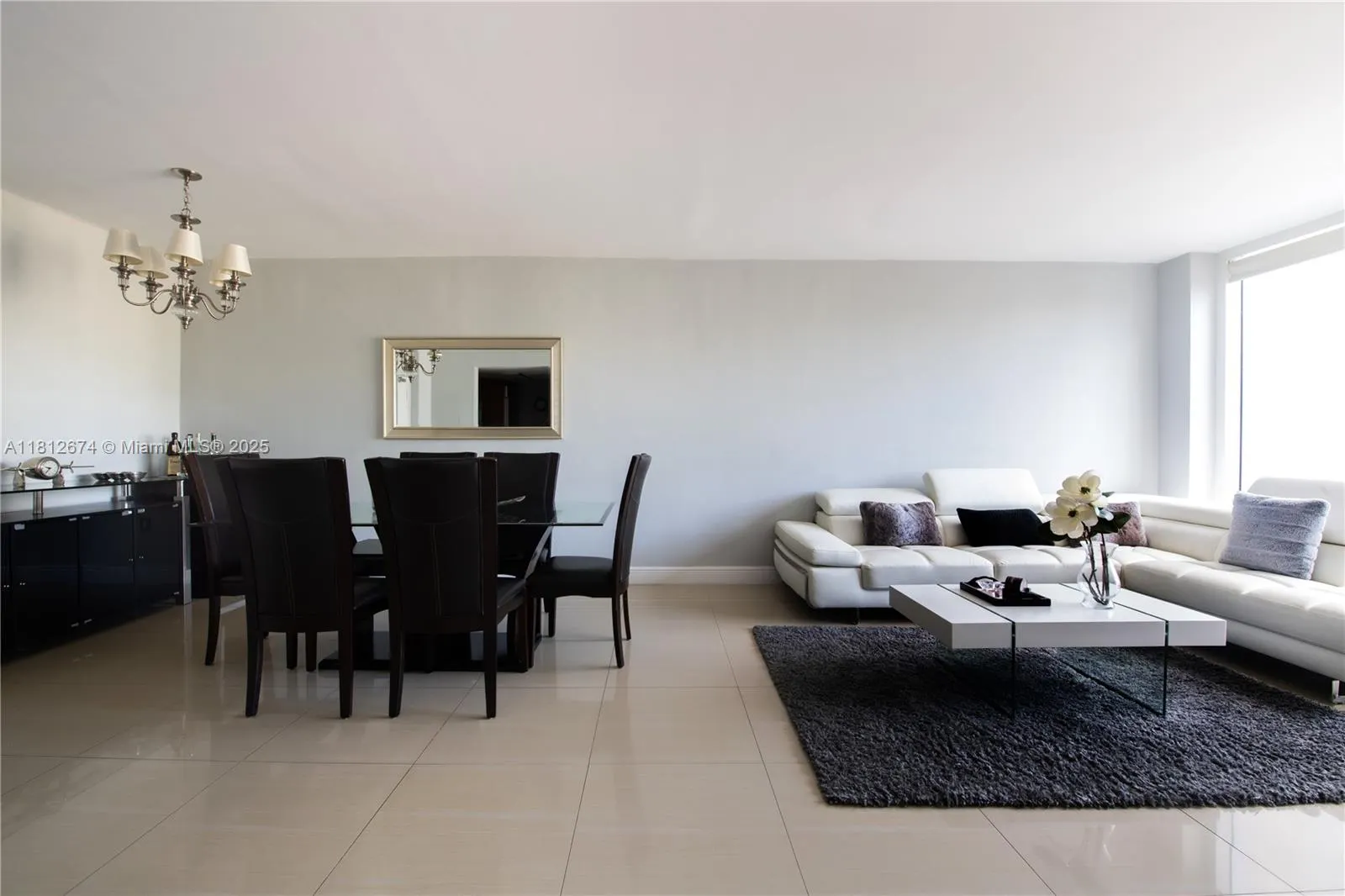 10275 Collins Ave, #330
