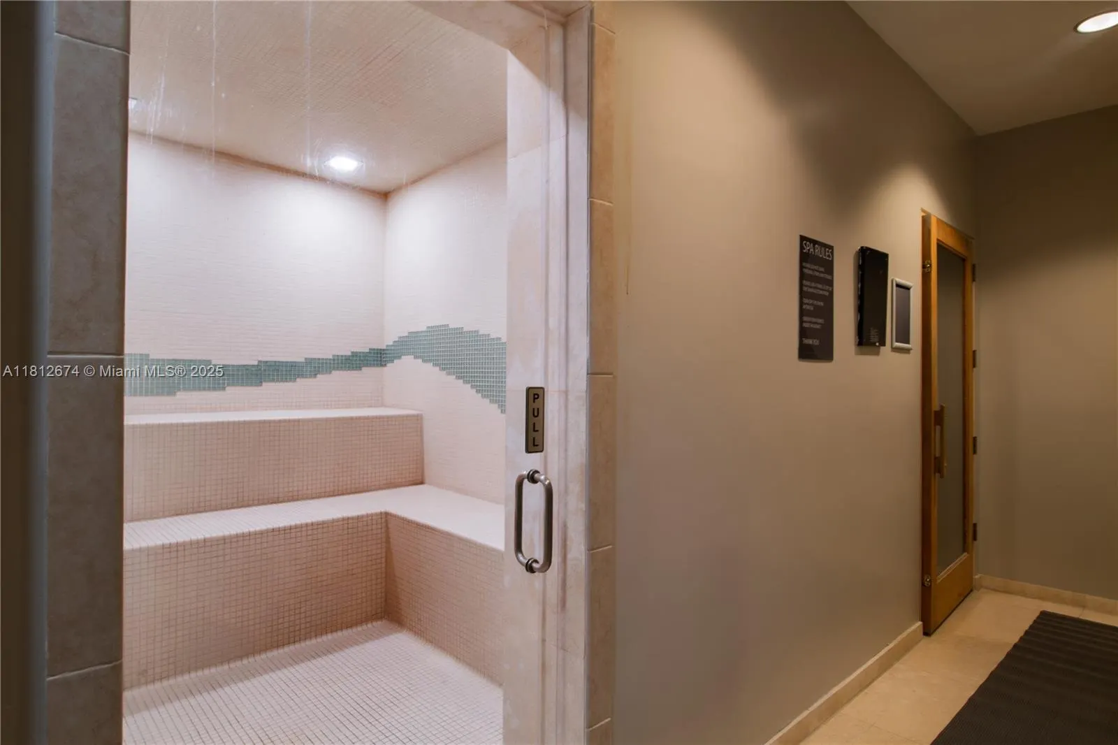 10275 Collins Ave, #330