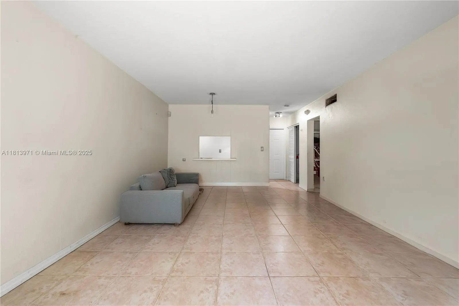 6711 N Kendall Dr, #505