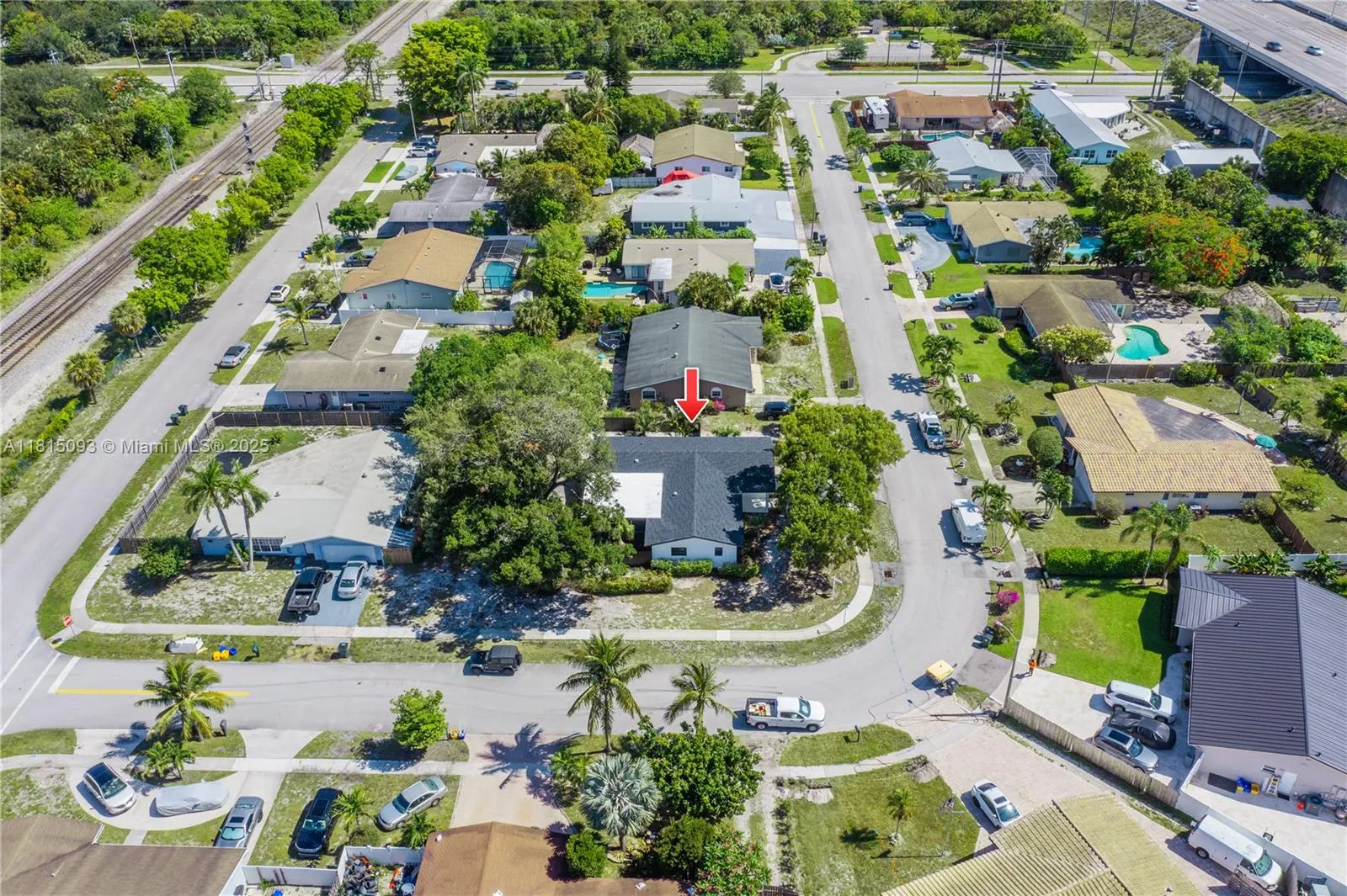679 SW 17th Ct