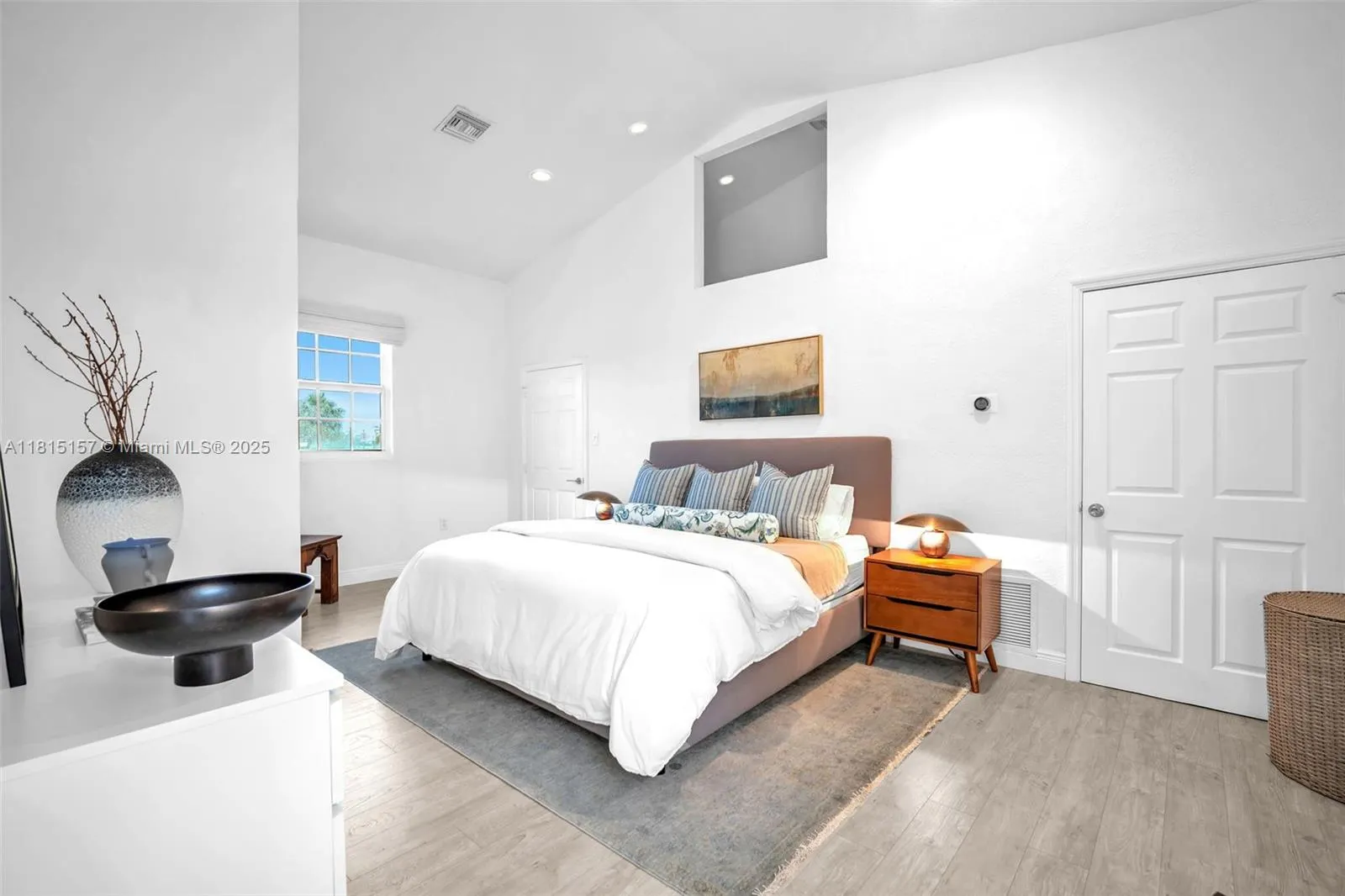 343 NW 23rd St