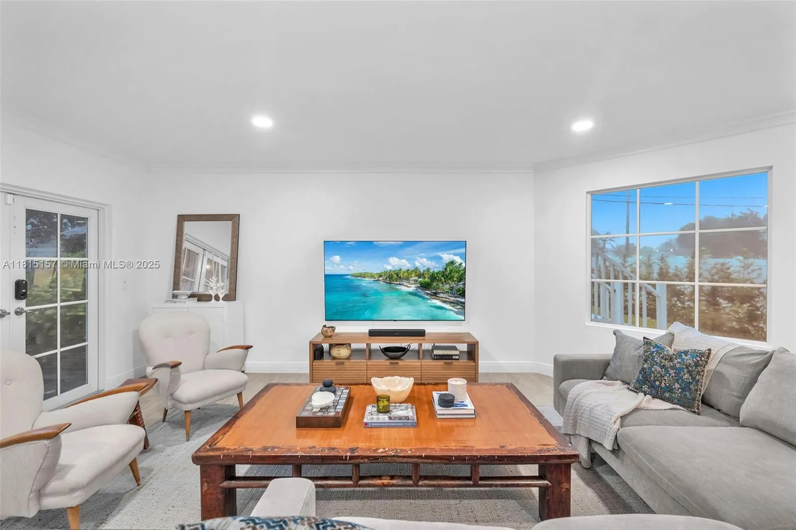 343 NW 23rd St