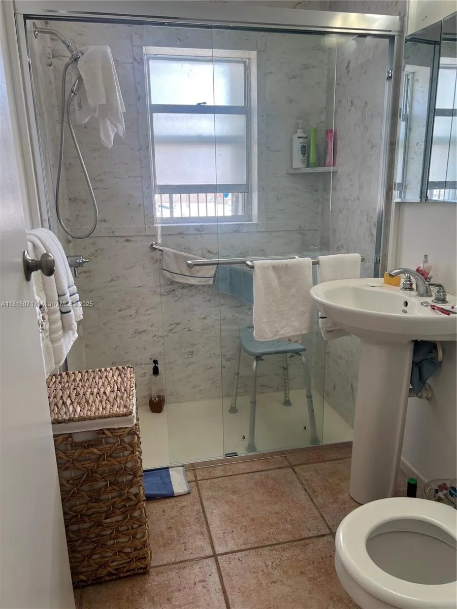9241 Collins Ave, #5