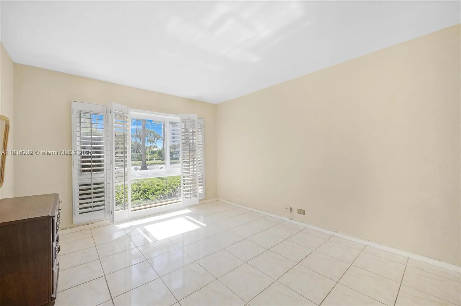 9920 Collins Ave, #2
