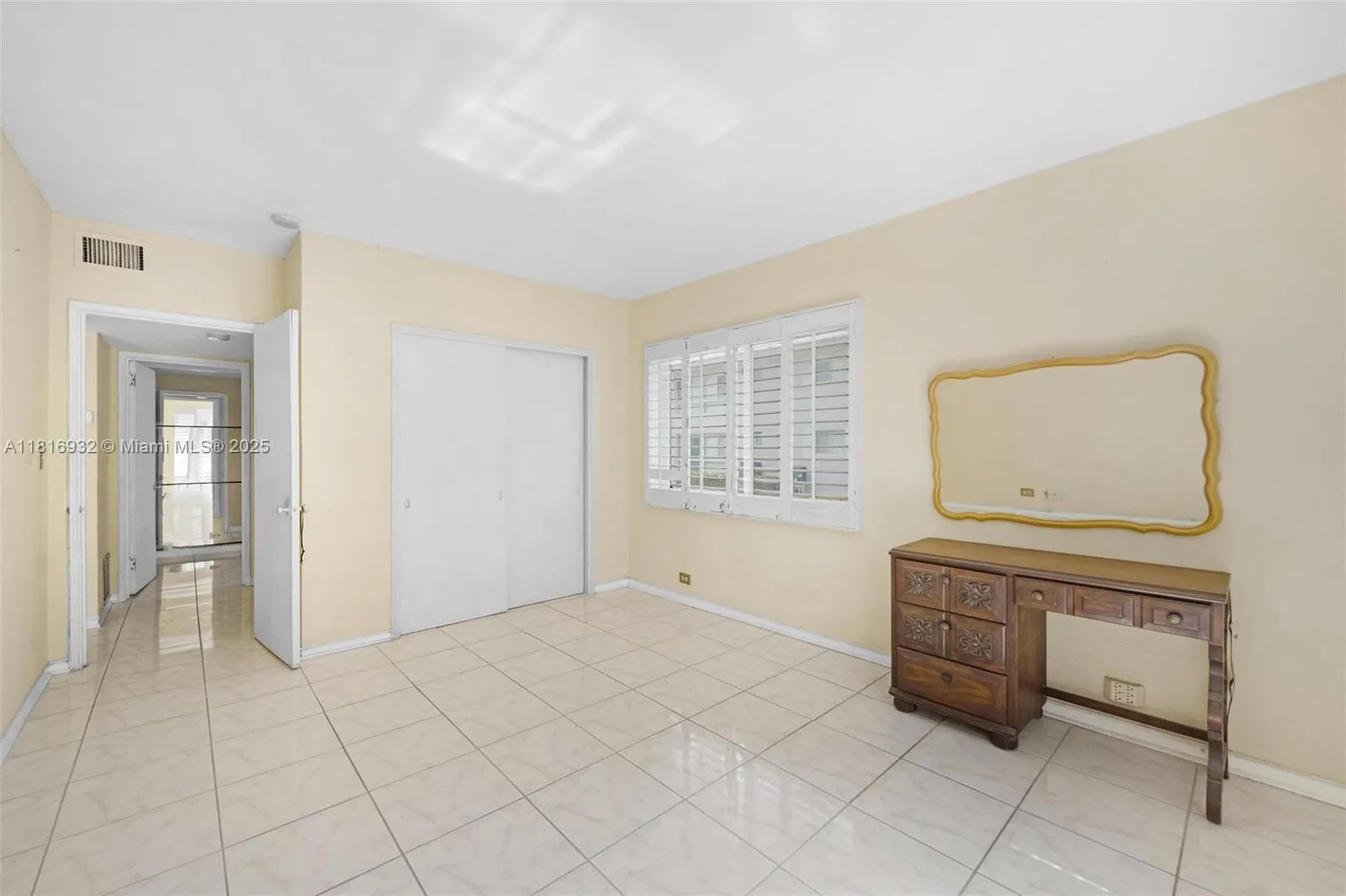 9920 Collins Ave, #2
