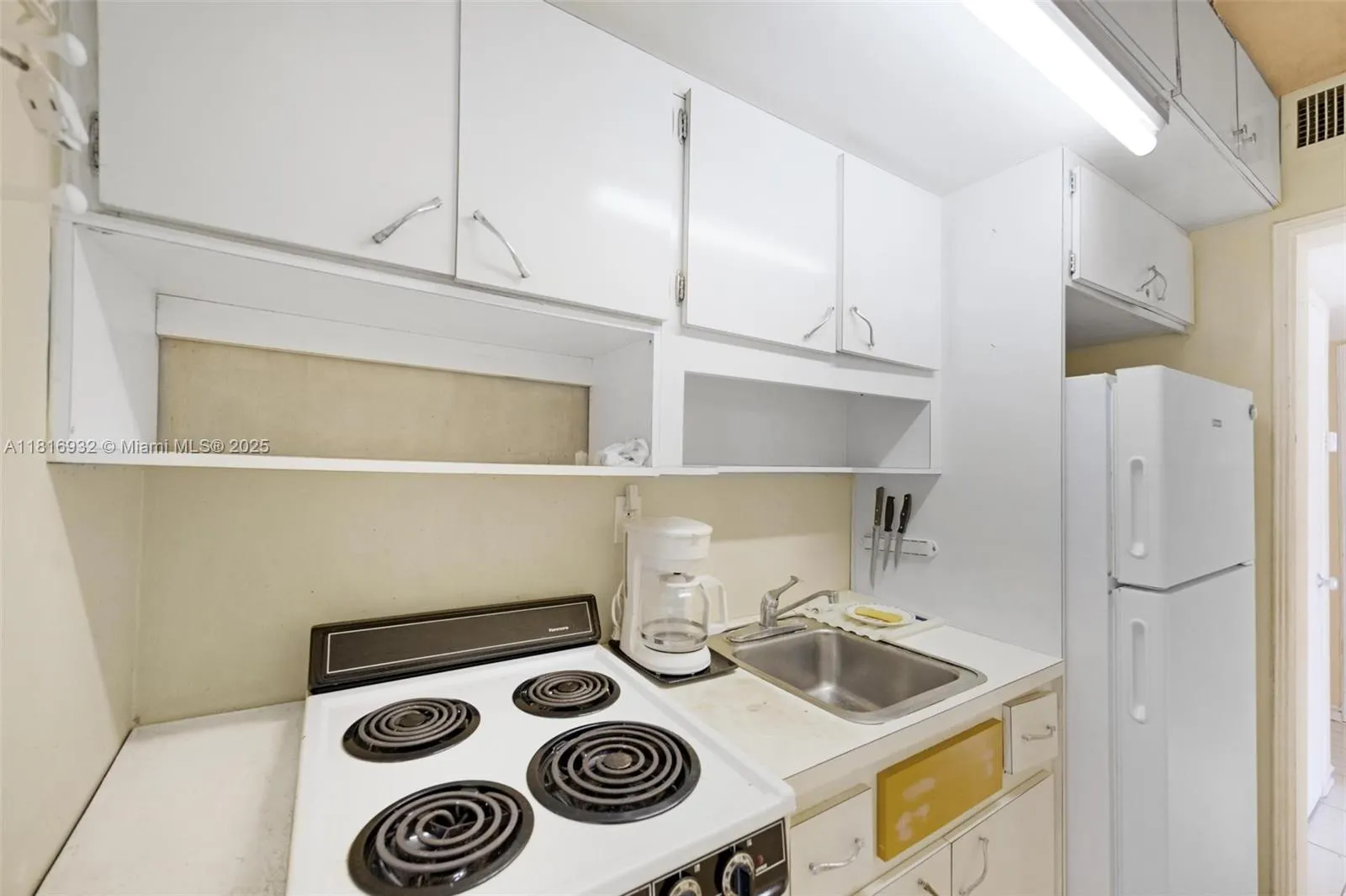 9920 Collins Ave, #2