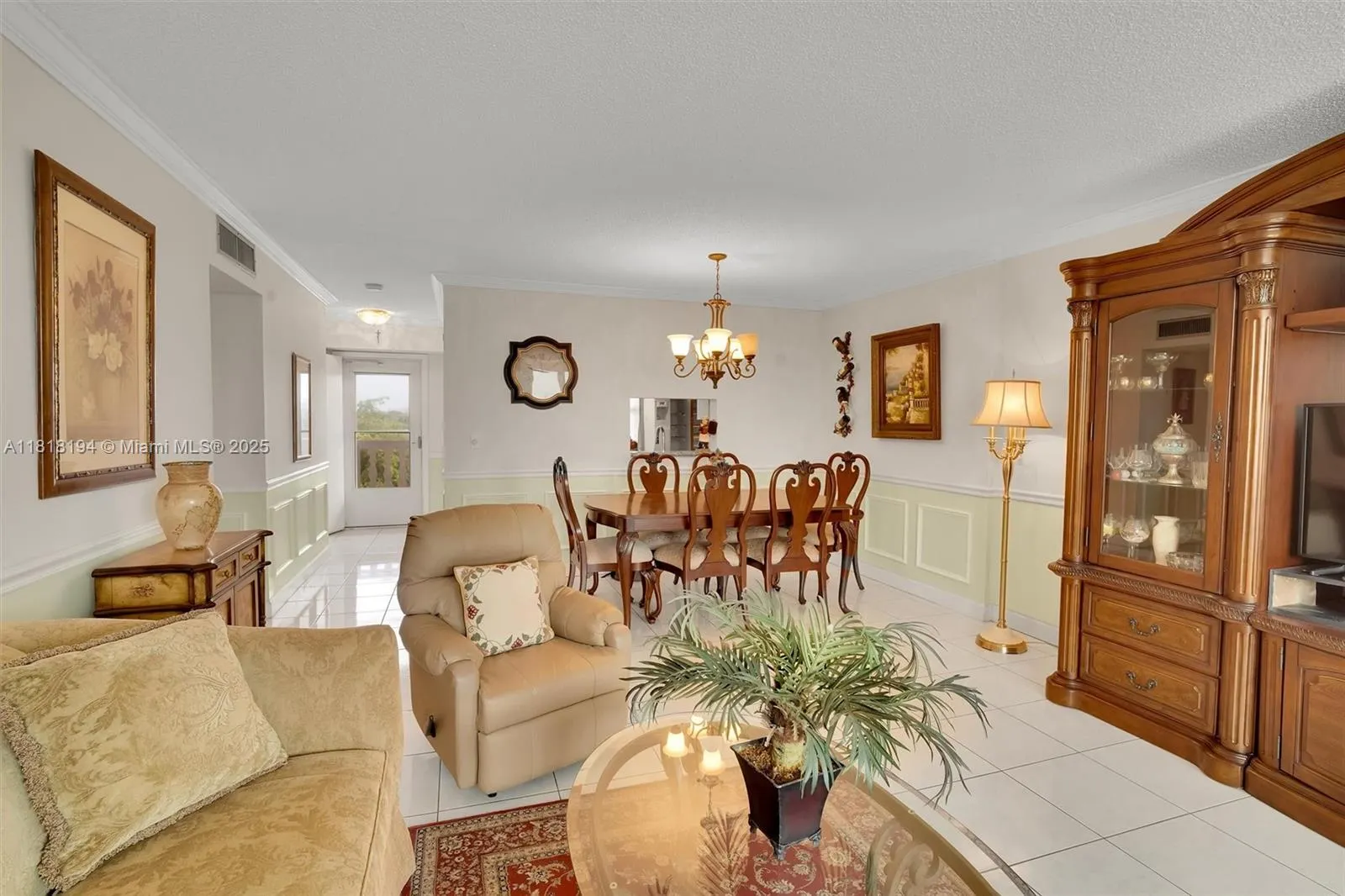 424 SE 10th St, #402