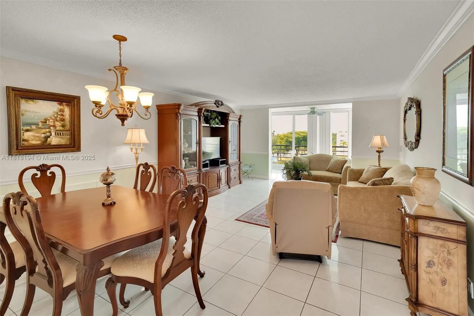 424 SE 10th St, #402