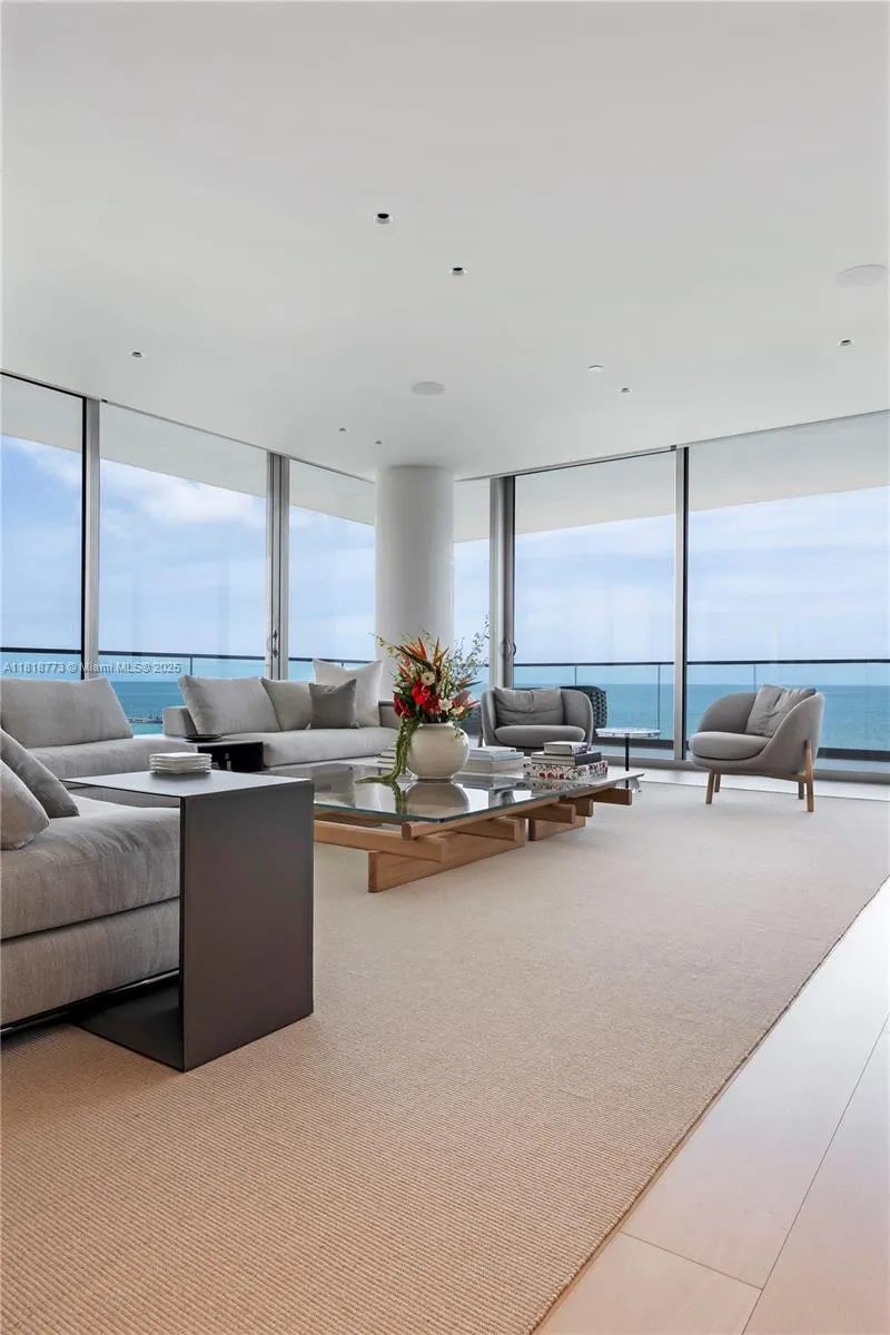 10203 Collins Ave, #701