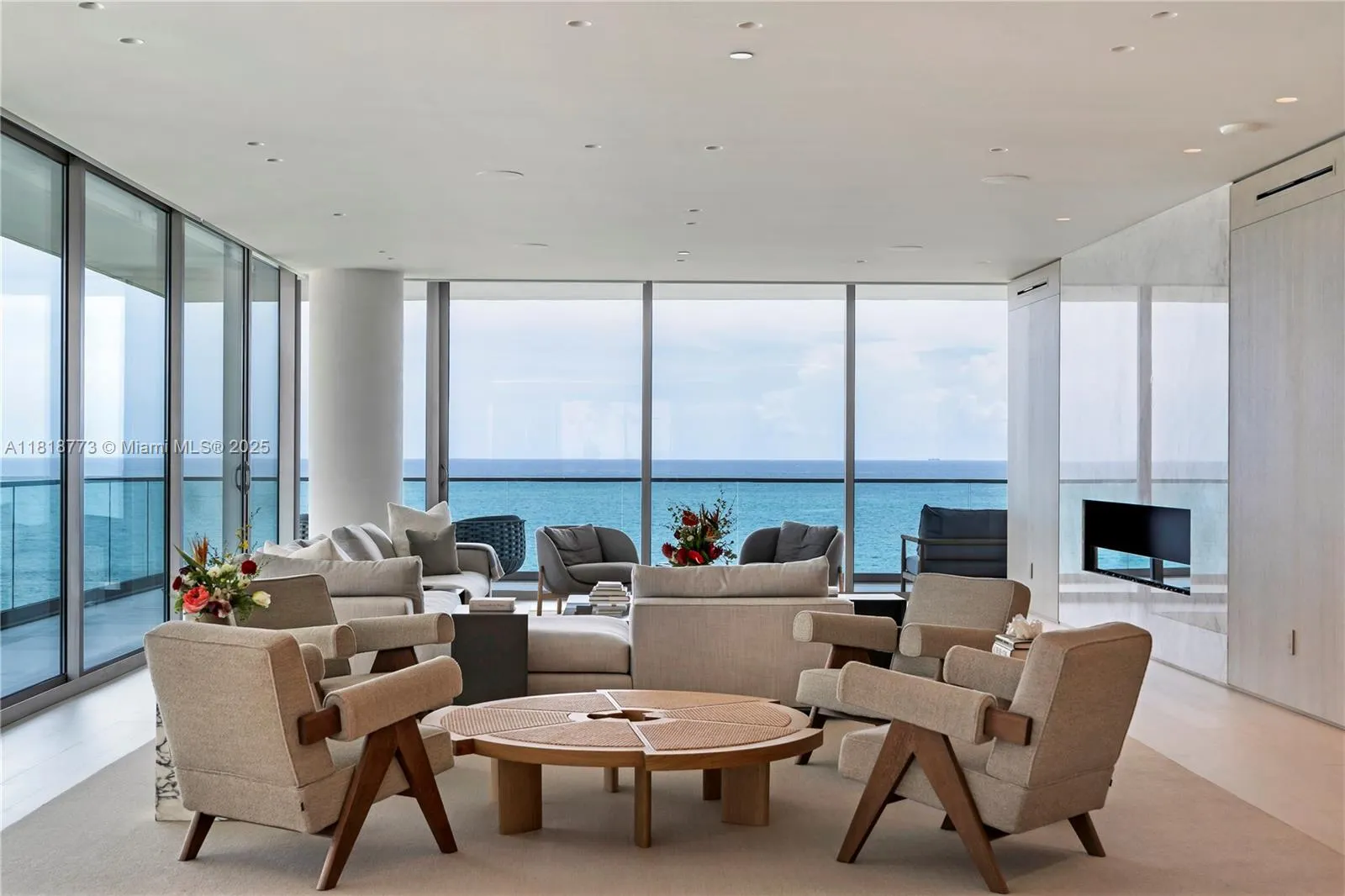 10203 Collins Ave, #701