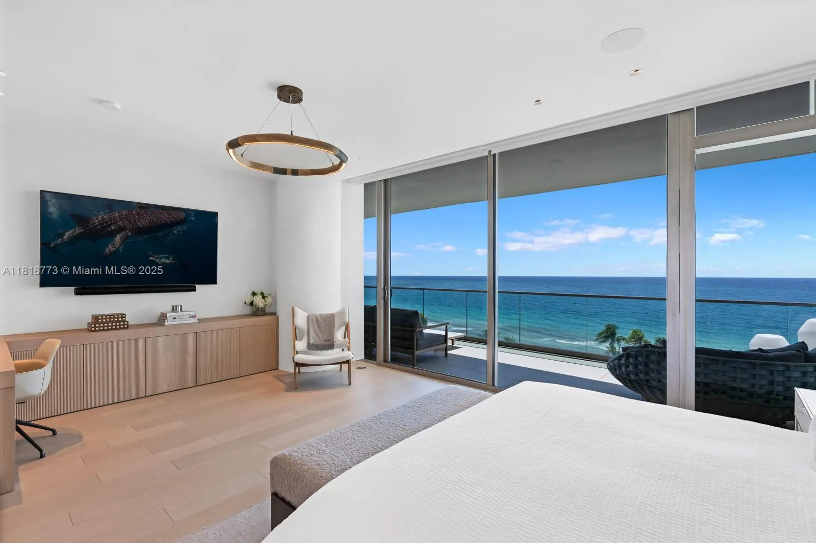 10203 Collins Ave, #701