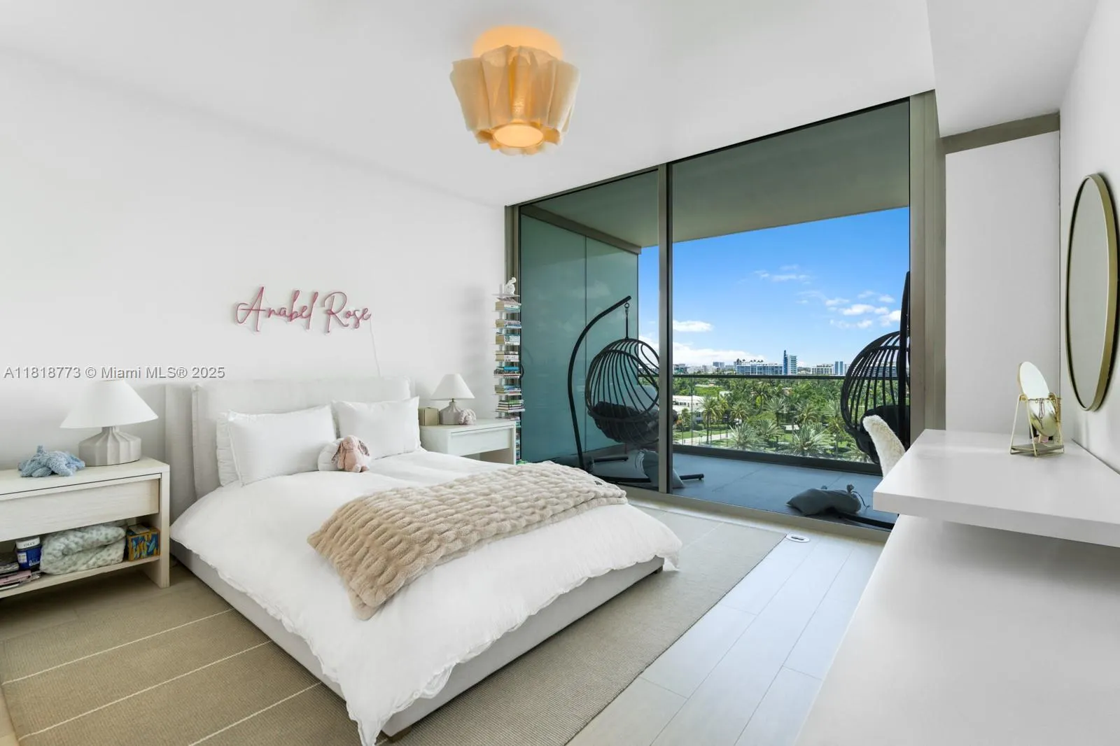 10203 Collins Ave, #701