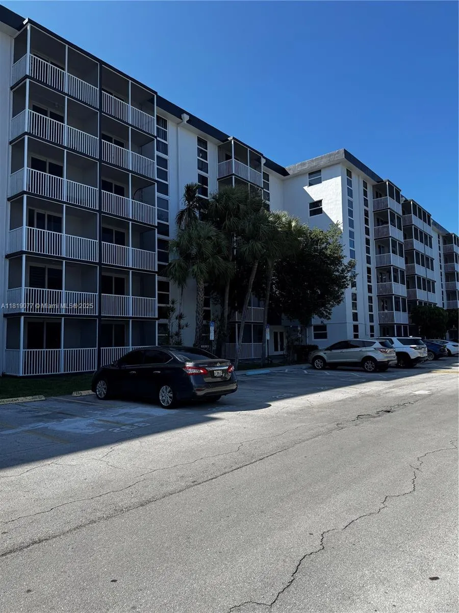 16851 NE 23rd Ave, #A516