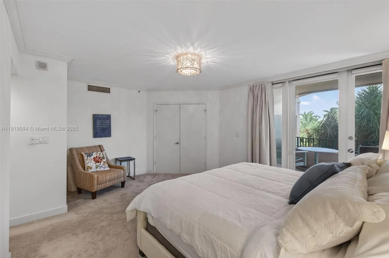 140 SE 5th Ave, #438