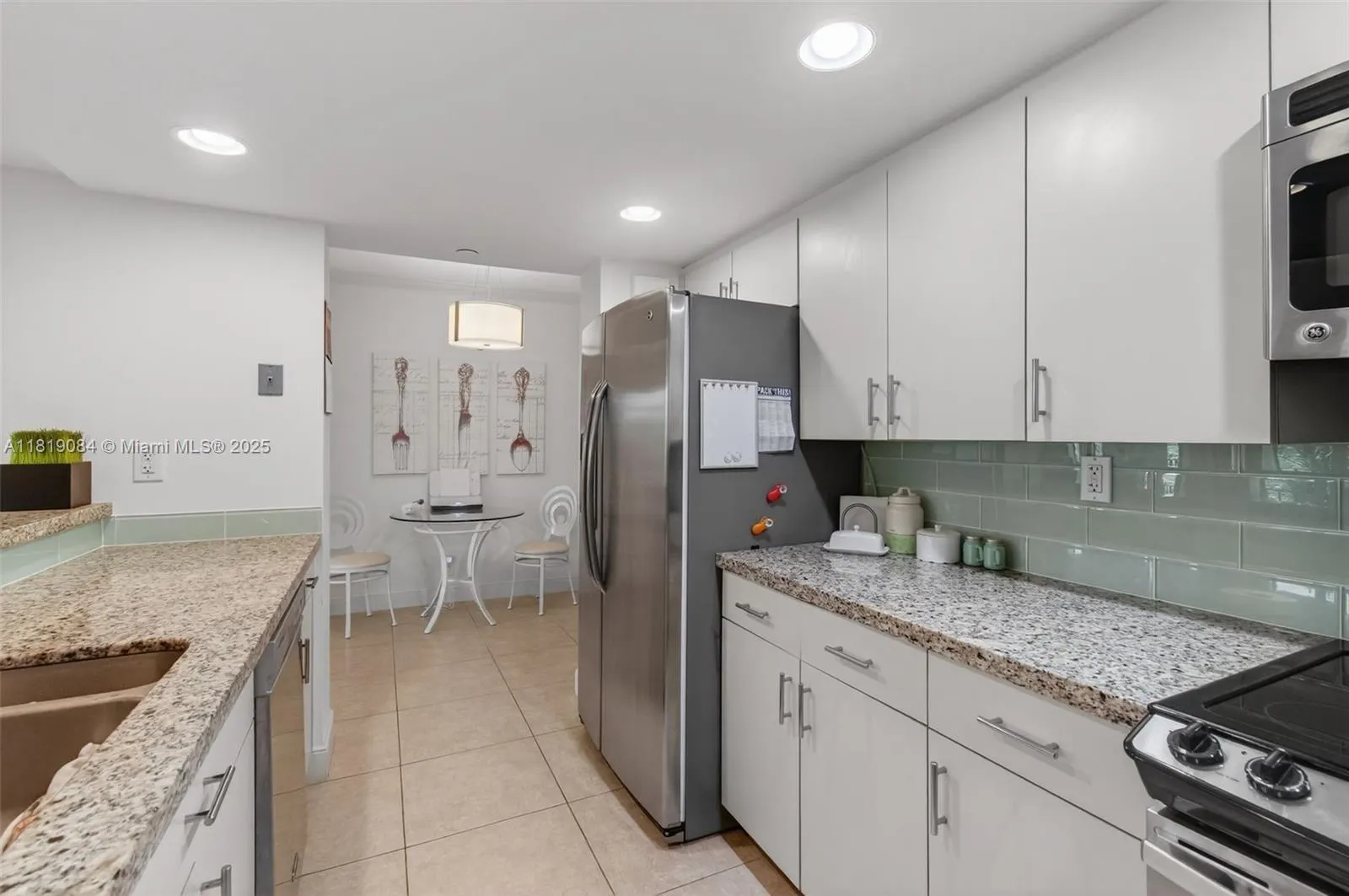 140 SE 5th Ave, #438