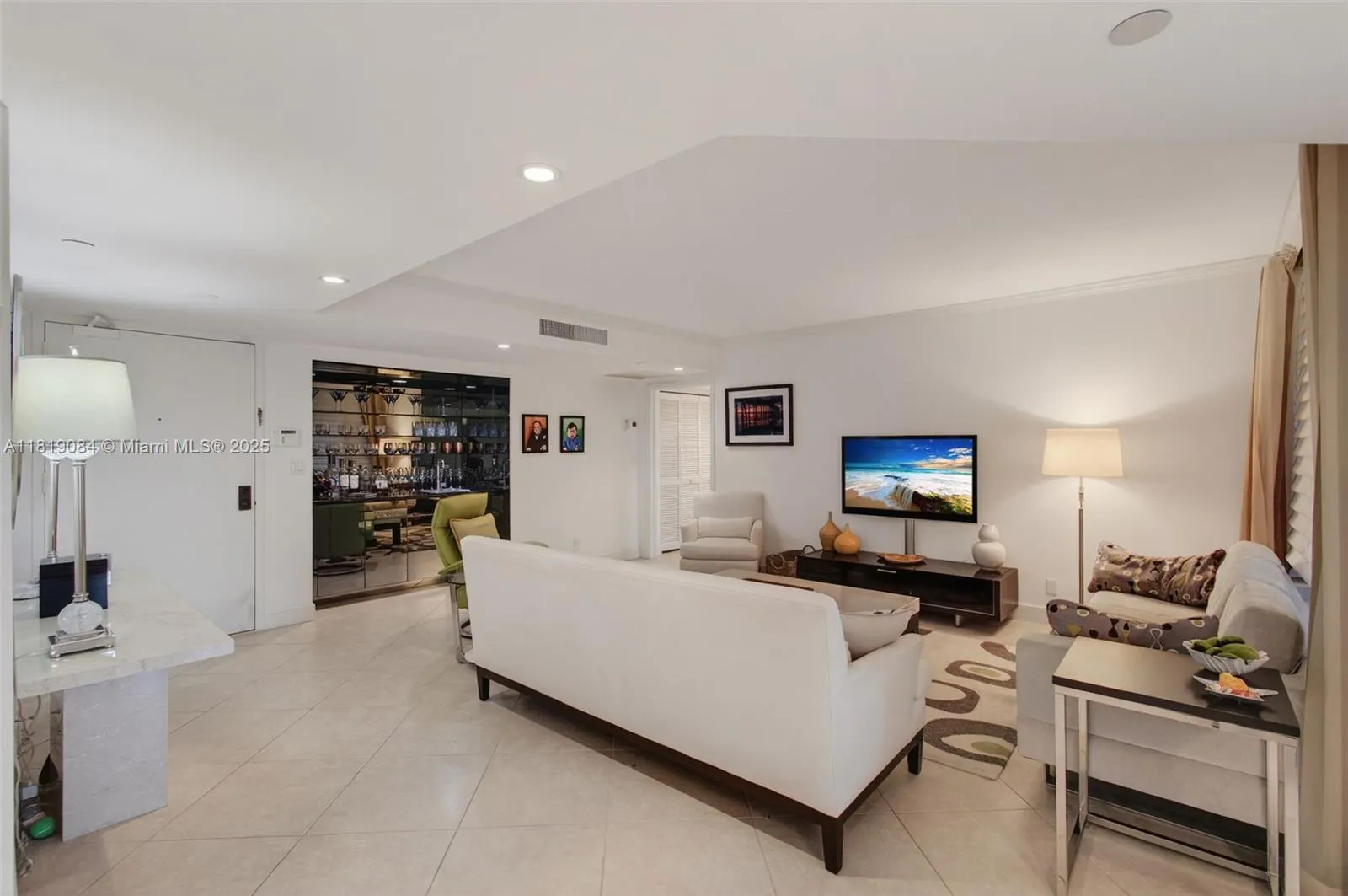 140 SE 5th Ave, #438