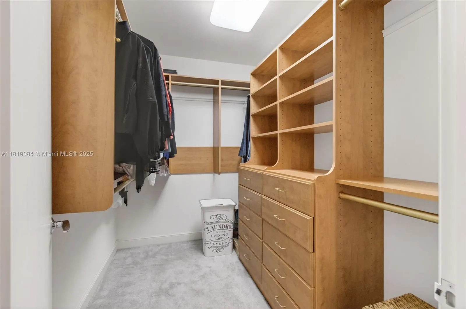 140 SE 5th Ave, #438