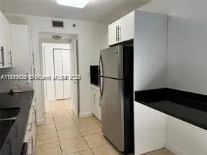 8888 Collins Ave, #318