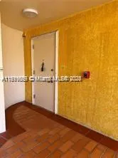8888 Collins Ave, #318