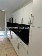 8888 Collins Ave, #318