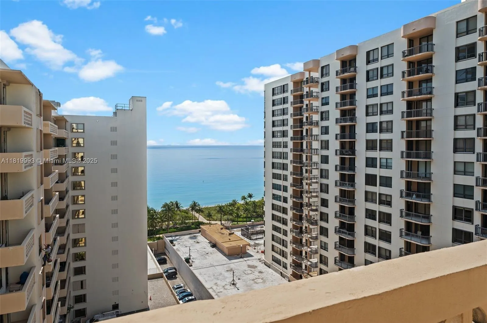 10185 Collins Ave, #1508