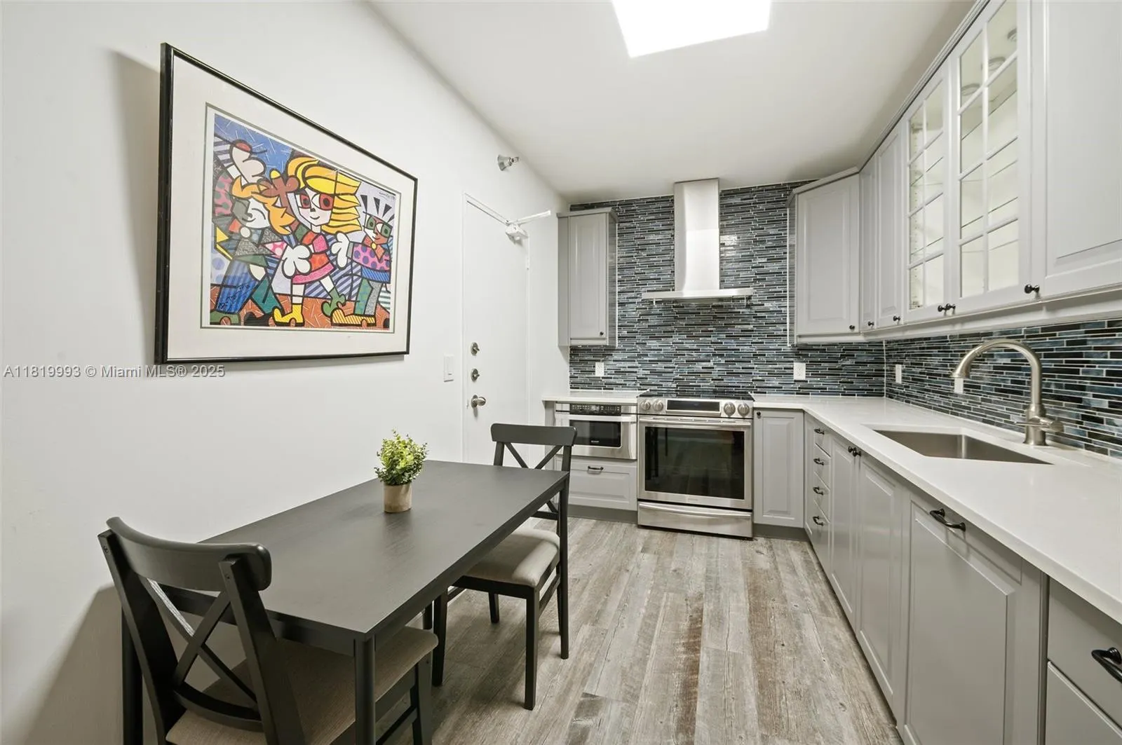 10185 Collins Ave, #1508