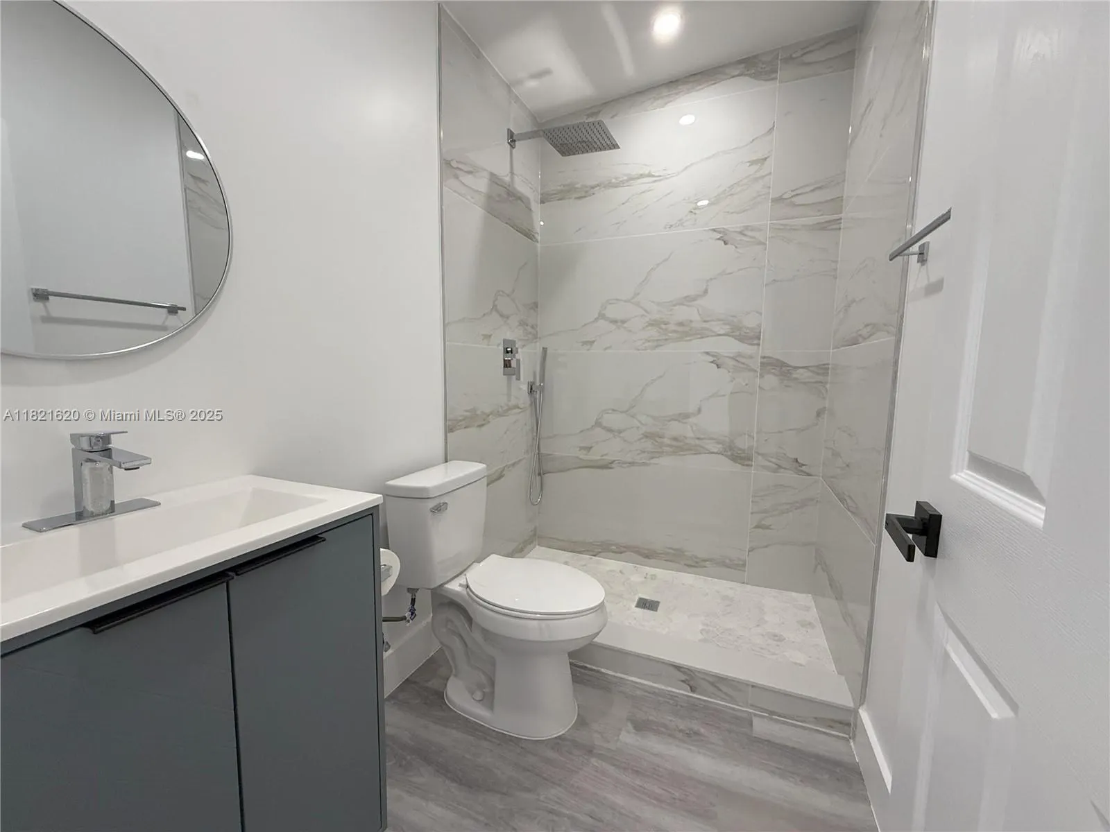 240 SW 55th Ave