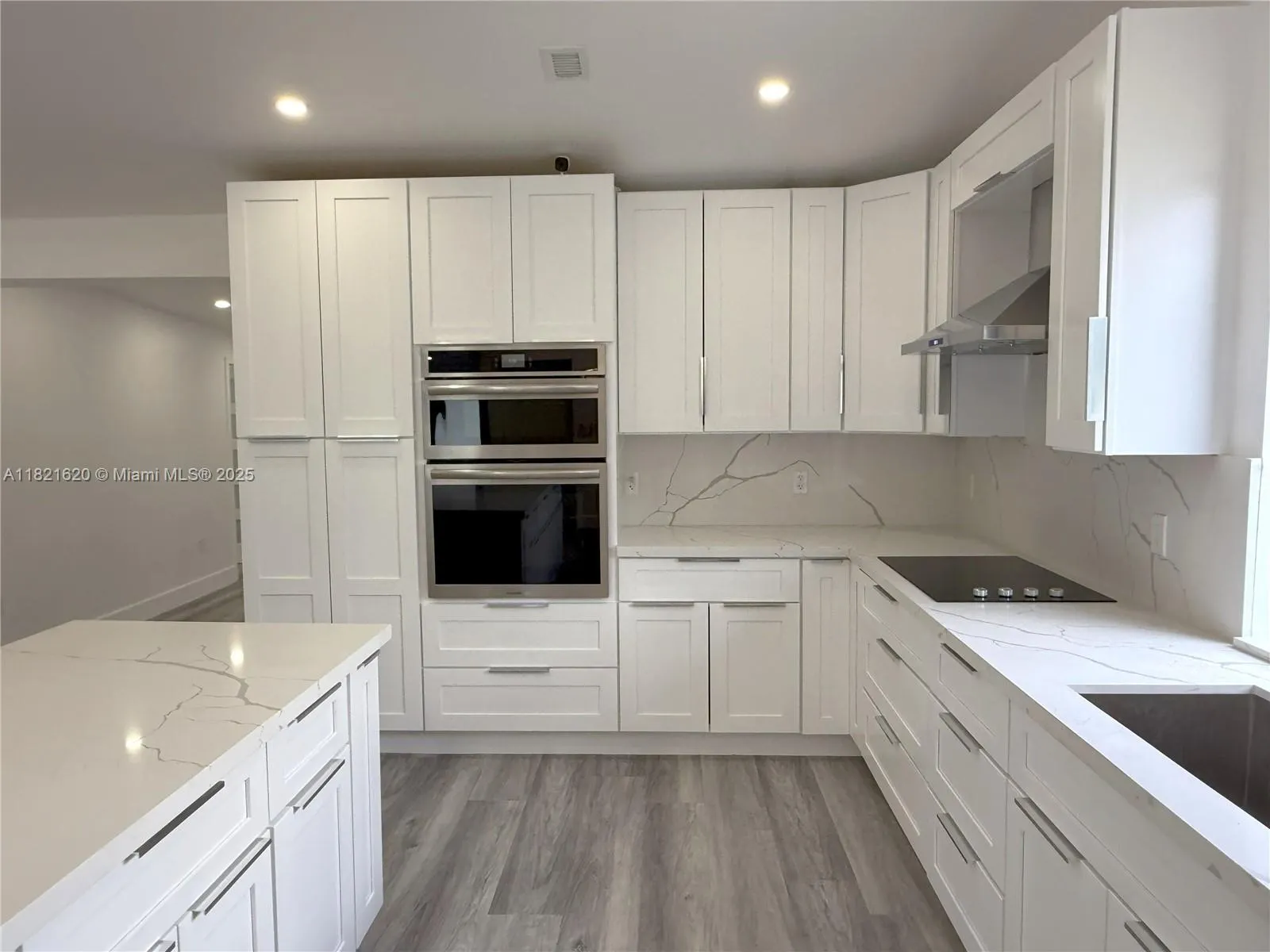 240 SW 55th Ave