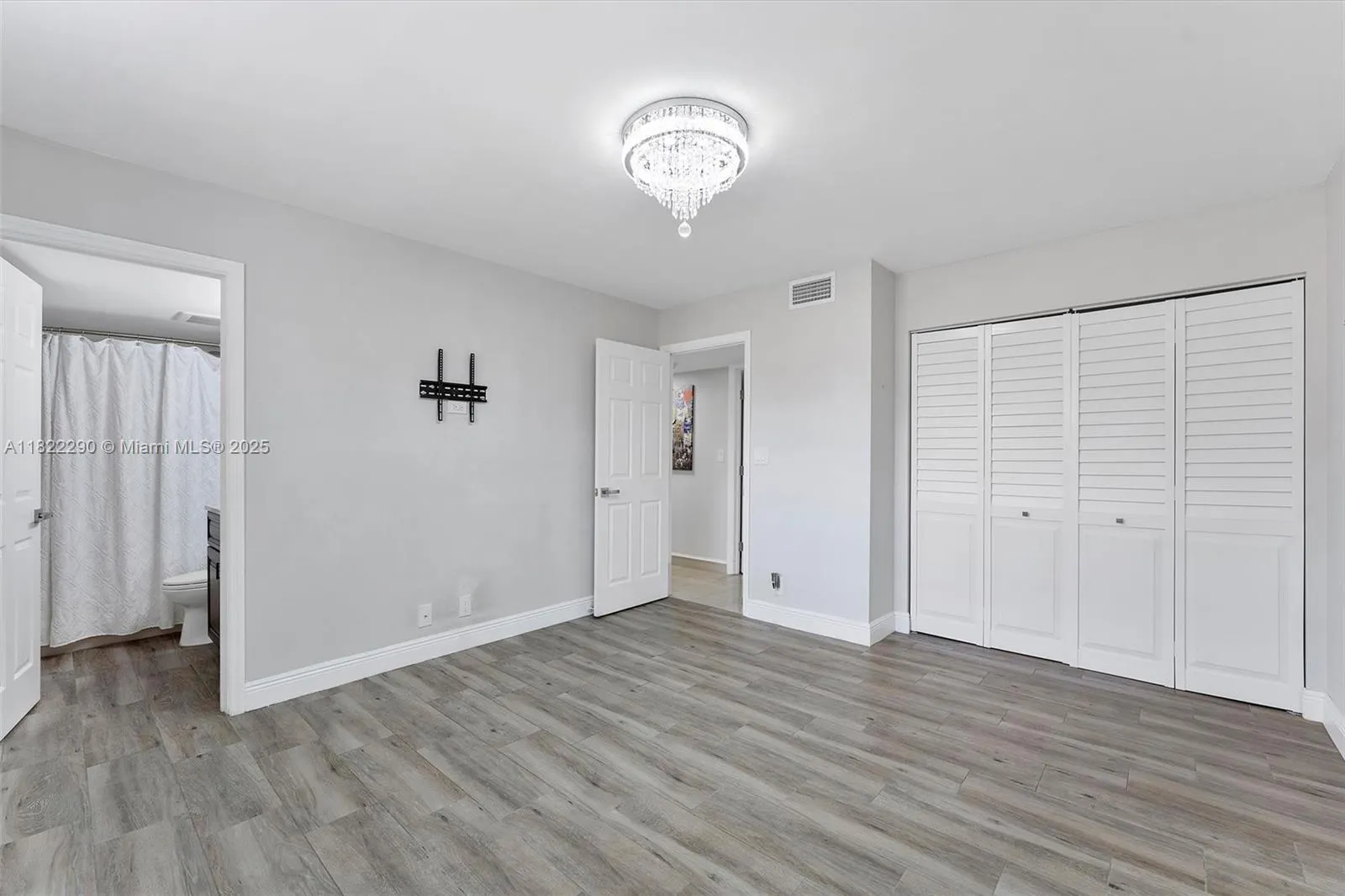 7225 Promenade Dr, #102