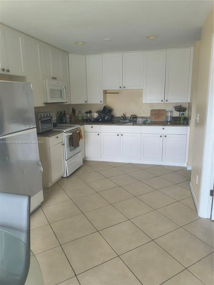 2161 41ST