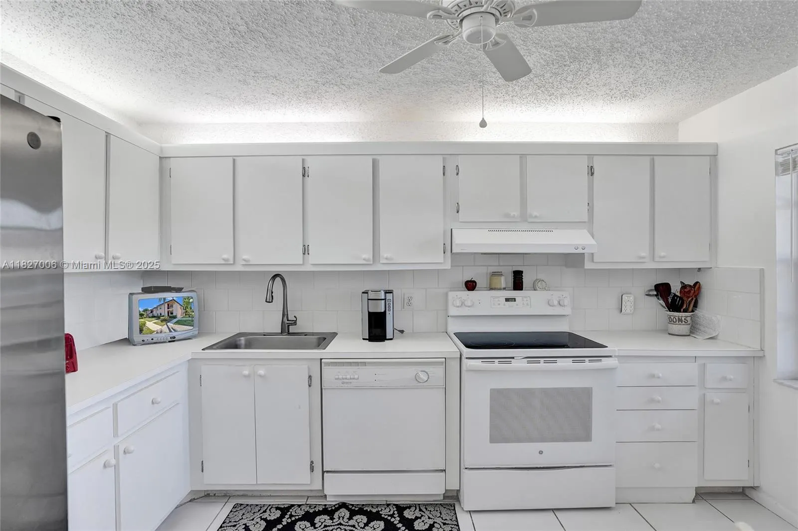 9280 Vista Del Lago, #G32