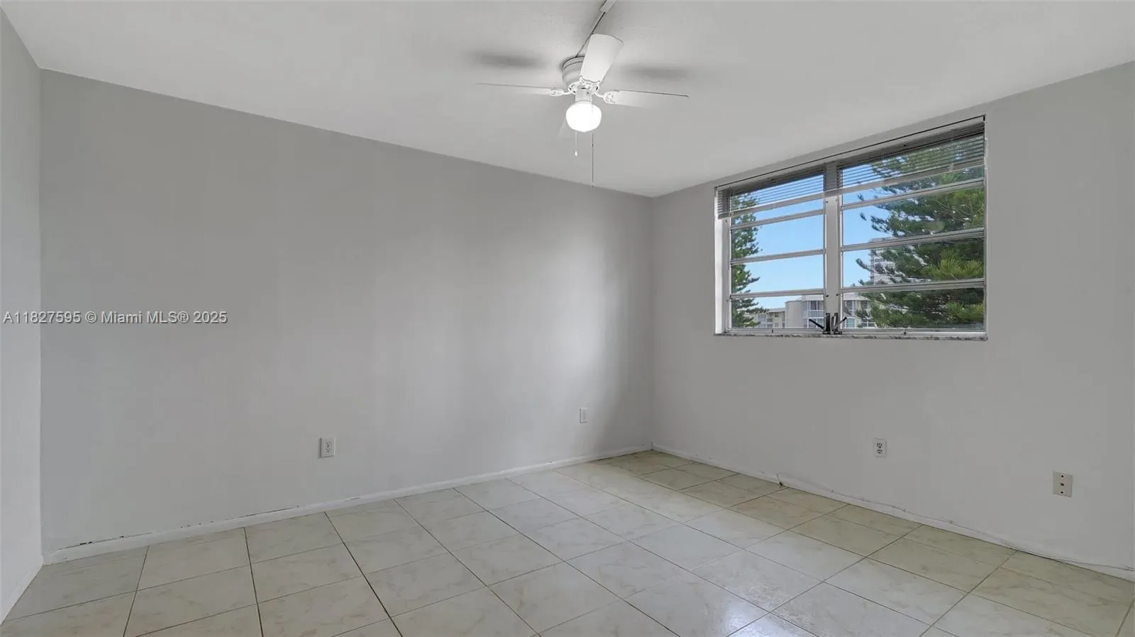 2905 Point East Dr, #L514
