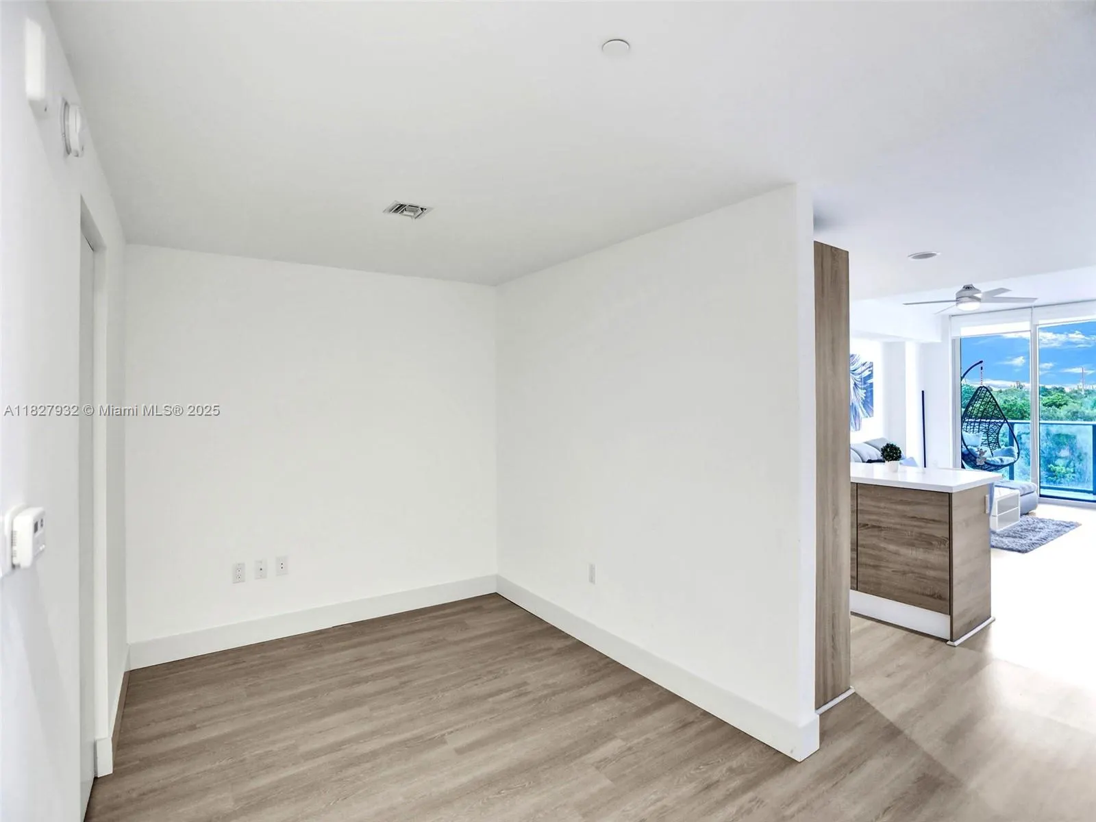 16385 Biscayne Blvd, #403