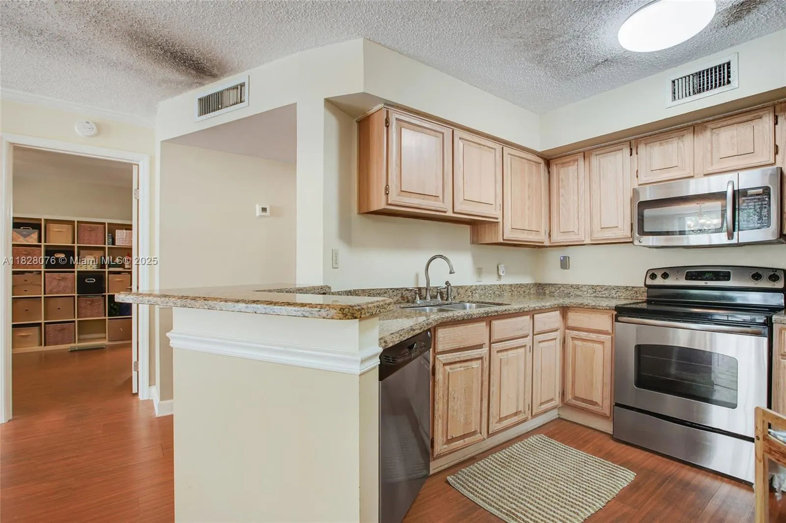 1280 S Alhambra Cir, #2206