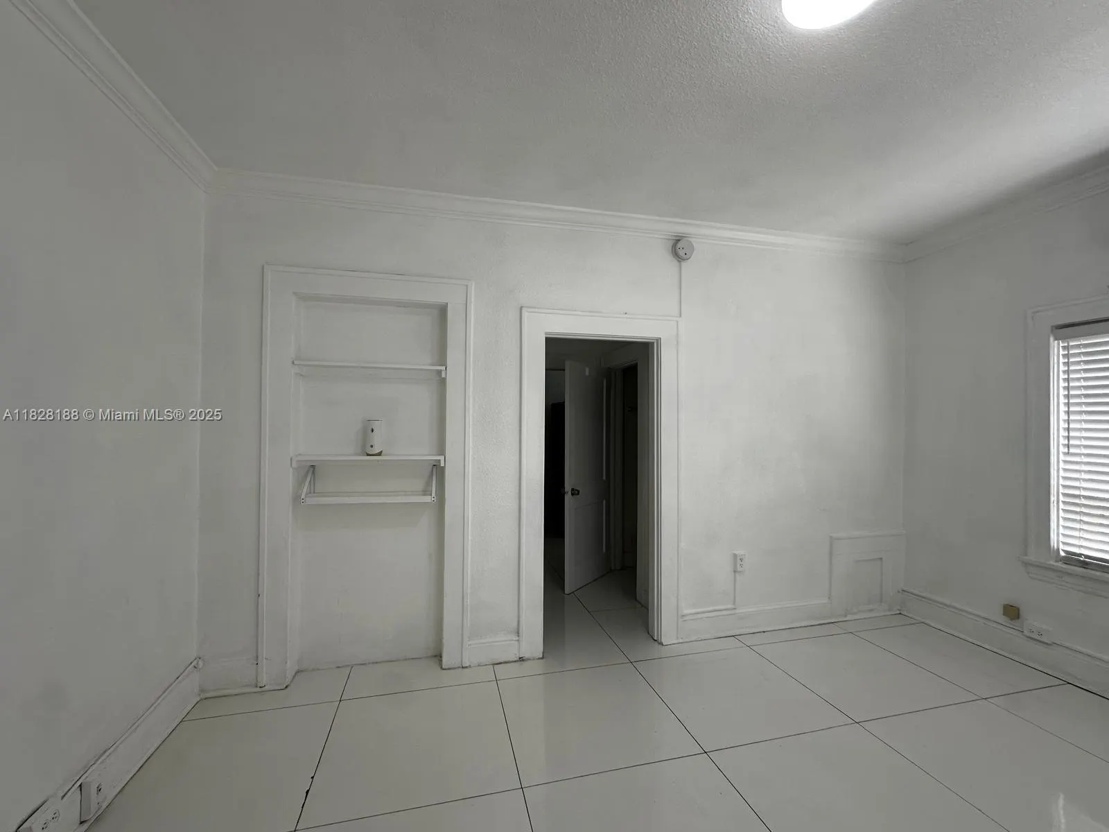 126 Mendoza Ave, #1