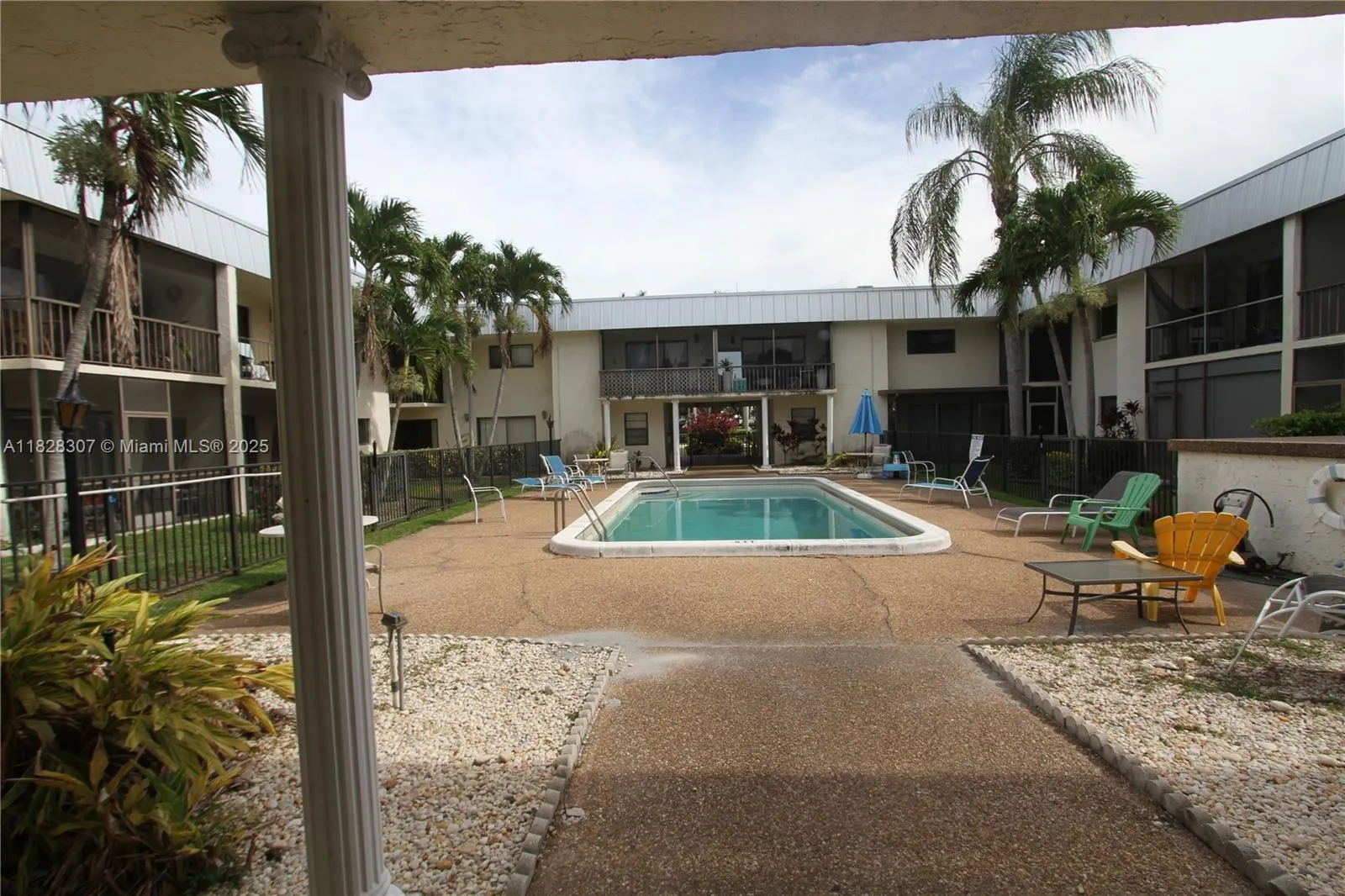 825 NW 13th St, #1110