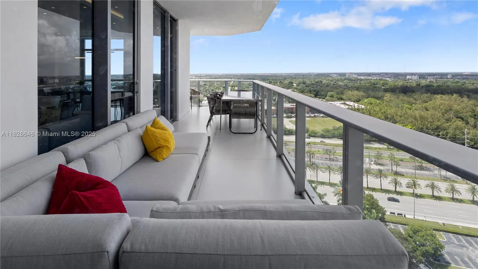 17301 Biscayne Blvd, #2102