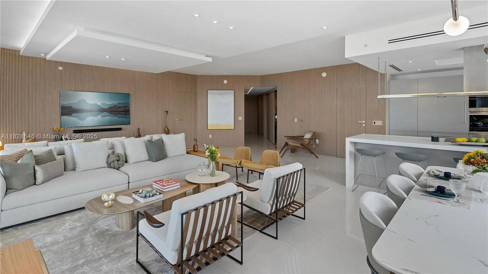 17301 Biscayne Blvd, #2102